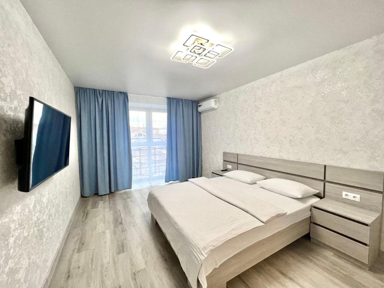 Apartpoltava Нові Апартаменти Ремонт Цього Року Панорама, Корпусний Парк, Найкраща Локація Ngoại thất bức ảnh